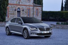 Škoda Superb 2015