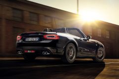 Abarth 124 Spider Scorpione 2017 (2)