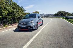 Abarth 695 XSR Yamaha & 695C XSR Yamaha 2017 (1)