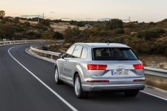 Audi Q7 e-tron quattro 2015