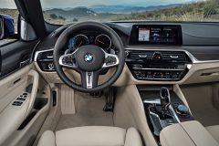 BMW 5 Serie Touring 2017 (63)