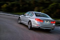 BMW 530e iPerformance 2017 (3)