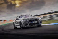 P90328971_highRes_the-new-bmw-m8-coupe