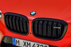 P90334561_highRes_the-all-new-bmw-x4-m