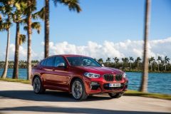 P90291893_lowRes_the-new-bmw-x4-m40d-