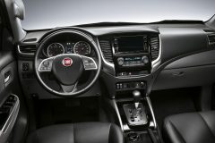 Fiat Fullback Cross 2017 (4)