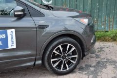 Ford Kuga ST-Line 2017 (10)