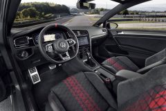 db2019au00028-large-940691