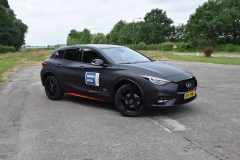 Infiniti Q30 AntiChic Edition 2017 (rijtest) (3)