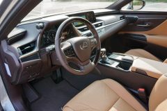 lexus_es_300h_2019___2eUYD