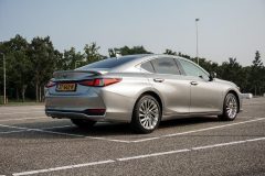 lexus_es_300h_2019___4Mkyl