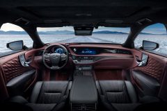 Lexus LS 500h 2017 (5)