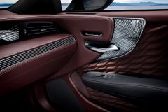 Lexus LS 500h 2017 (7)