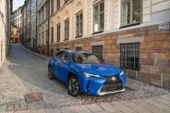 lexus_ux_hv_e_four_c_PKRJy