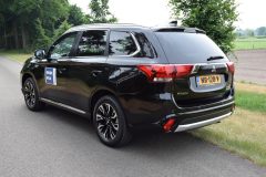 Mitsubishi Outlander PHEV 2.0 Premium 2017 (rijtest) (3)