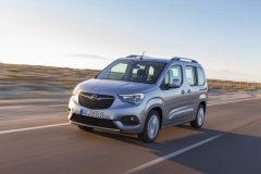 00-Opel-Combo-Life