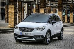 Opel Crossland X 2017 (1)