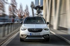 Opel Crossland X 2017 (8)