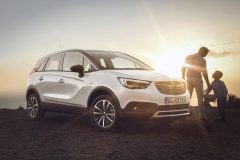 Opel Crossland X 2017 (5)