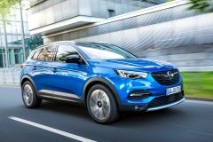 Opel Grandland X 2017 (2)