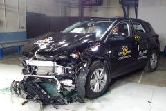 Opel Grandland X 2017 (Euro NCAP)