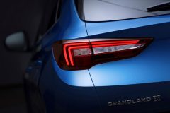 Opel Grandland X 2017 (7)