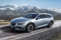 Opel Insignia Country Tourer 2017 (1)