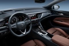 Opel Insignia Country Tourer 2017 (3)