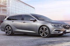 Opel Insignia Sports Tourer 2017 (1)