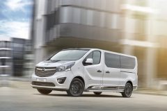 Opel Vivaro Innovation 2.0 2017 (4)