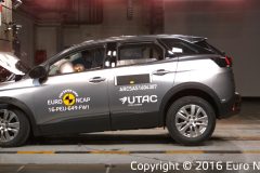 Peugeot 3008 2016 (Euro NCAP) (1)