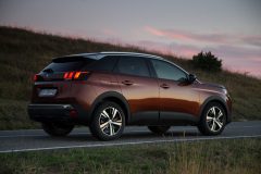 Peugeot 3008 (Auto van het Jaar 2017) (2)