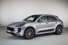 Porsche Macan Turbo Performance Package 2016 (1)