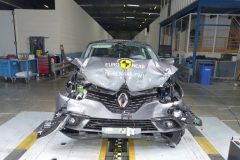 Renault Scénic 2016 (Euro NCAP) (2)