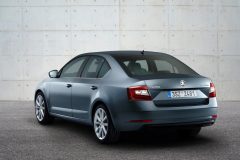 Škoda Octavia Hatchback 2017 (2)