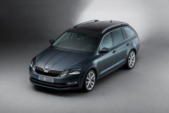 Škoda Octavia Combi 2017 (7)
