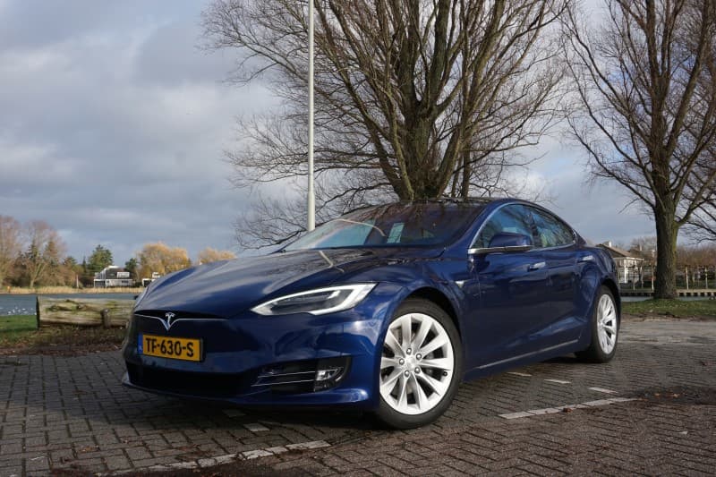 Uitsluiting Eigenaardig Vlek Rijtest: Tesla Model S 75D | Dagelijksauto.nl