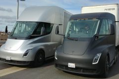 tesla semi 8