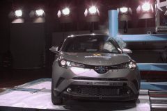 Toyota C-HR 2016 (Euro NCAP) (3)