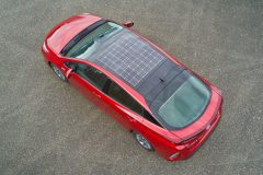 Toyota Prius Plug-in Hybrid 2017 (5)