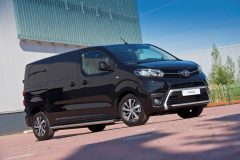 Toyota ProAce Black Platinum 2017 (3)