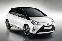 Toyota Yaris 2017 (4)