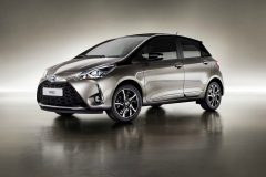 Toyota Yaris 2017 (6)