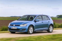 Volkswagen Golf TSI BlueMotion 2015 (4)