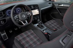 Volkswagen Golf GTI Performance 2017 (3)