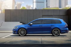 Volkswagen Golf R Variant 2017 (2)