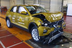 Volkswagen T-Roc 2017 Euro NCAP (2)