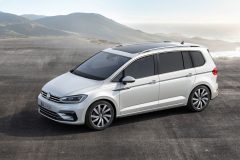 Volkswagen Touran R-Line 2015 (4)