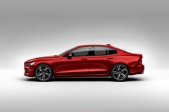 230905_New_Volvo_S60_R-Design_exterior