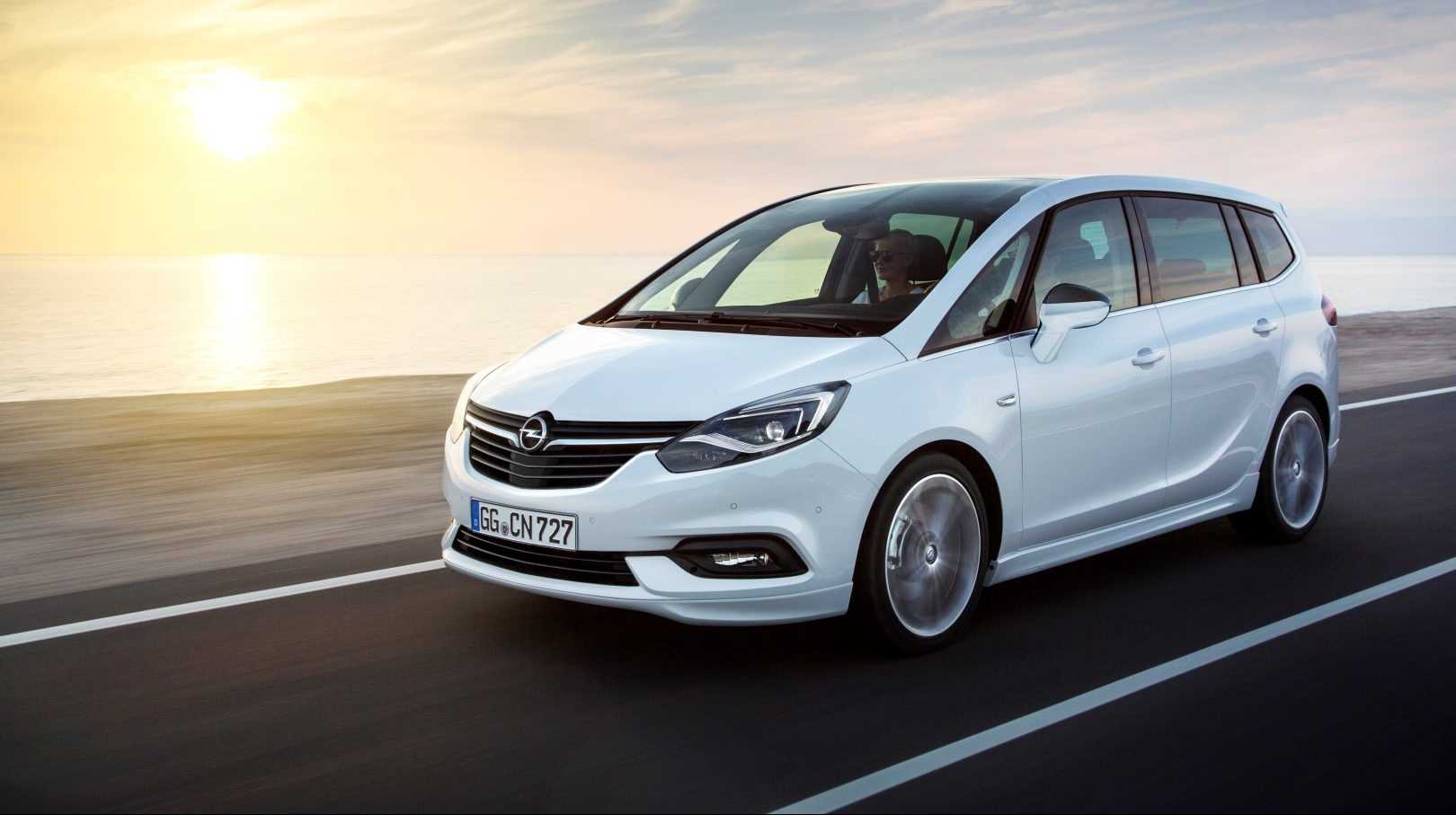 Opel Zafira 2016